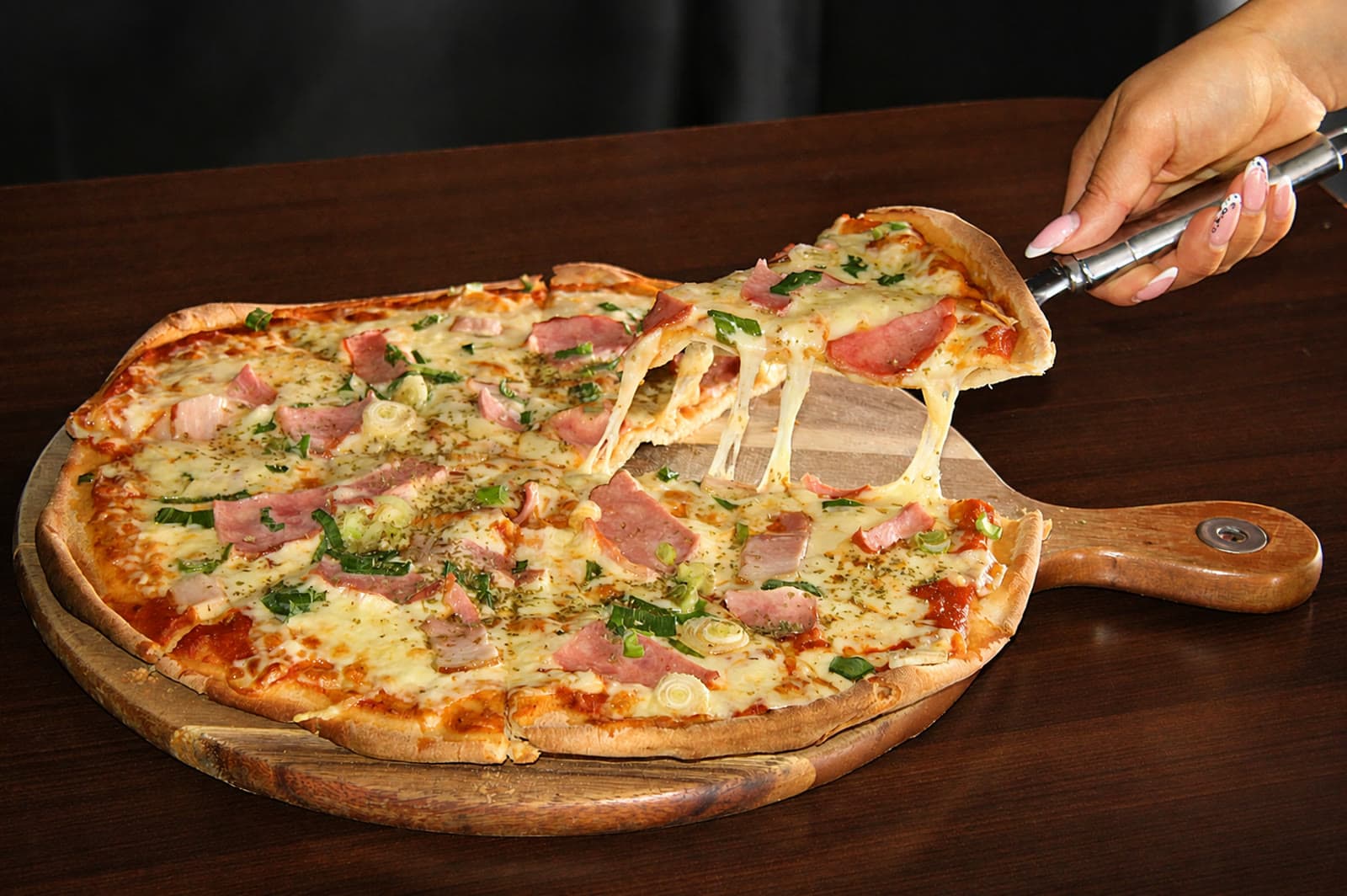 Versión móvil del sitio de La Pizza del Ascensor